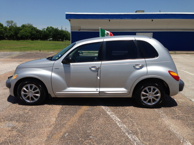 Chrysler PT Cruiser 2002 photo 16