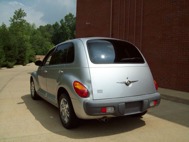 Chrysler PT Cruiser 2002 photo 1