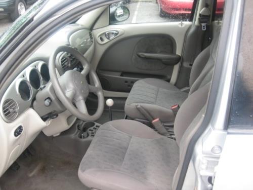 Chrysler PT Cruiser 2002 photo 2