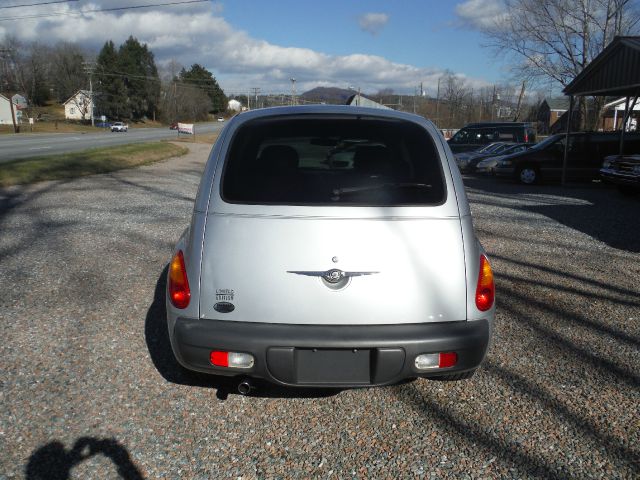 Chrysler PT Cruiser 2002 photo 1