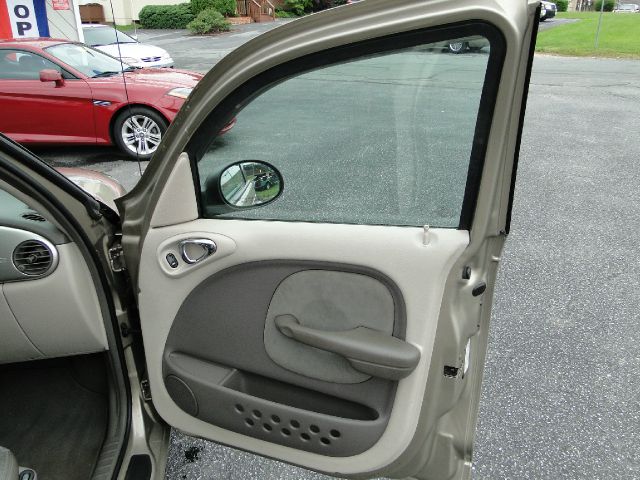 Chrysler PT Cruiser 2002 photo 6