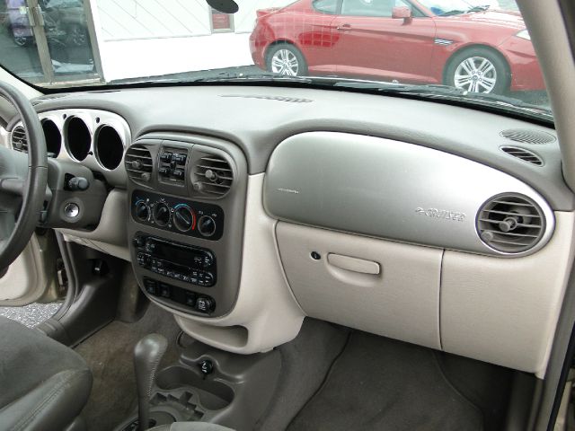 Chrysler PT Cruiser 2002 photo 7