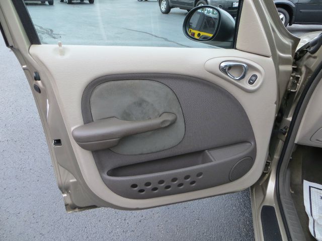 Chrysler PT Cruiser 2002 photo 3