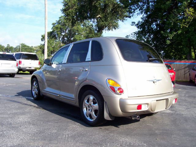 Chrysler PT Cruiser 2002 photo 2