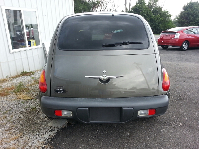 Chrysler PT Cruiser 2002 photo 3