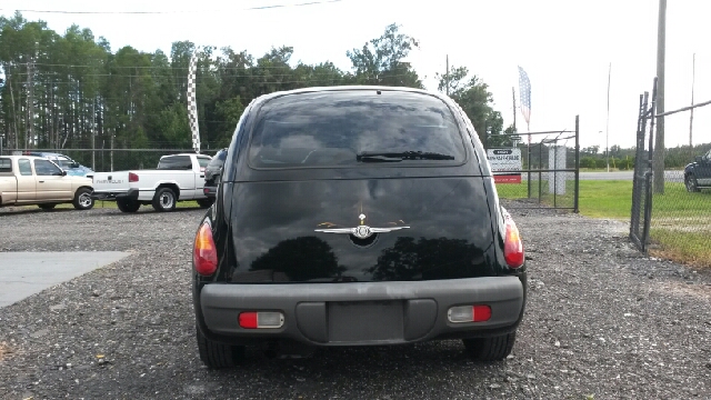 Chrysler PT Cruiser 2002 photo 1