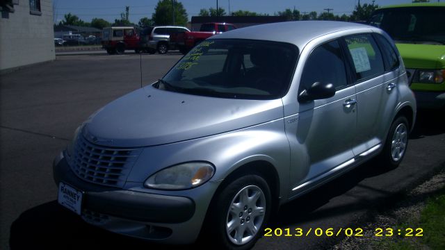 Chrysler PT Cruiser 2002 photo 1