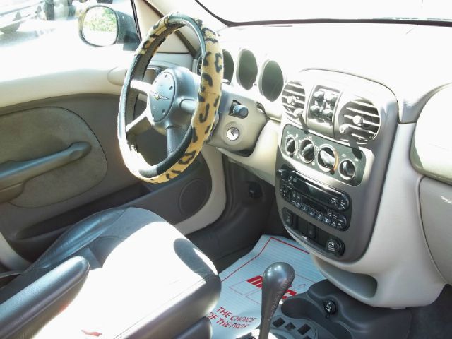 Chrysler PT Cruiser 2002 photo 2