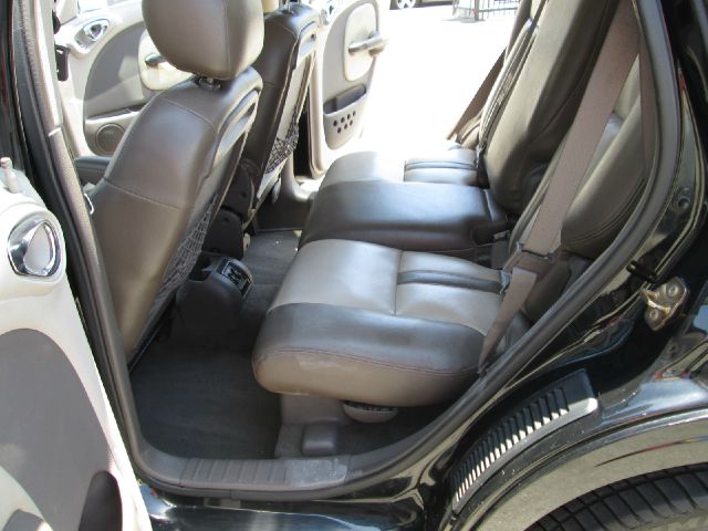 Chrysler PT Cruiser 2002 photo 1