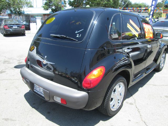 Chrysler PT Cruiser 2002 photo 4