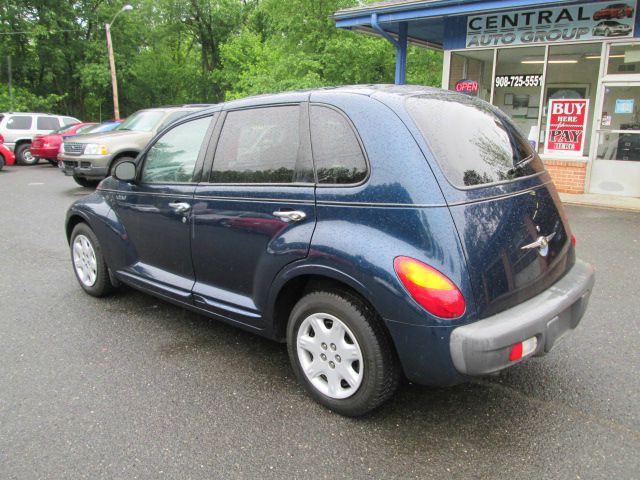 Chrysler PT Cruiser 2002 photo 2