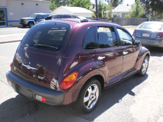 Chrysler PT Cruiser 2002 photo 2