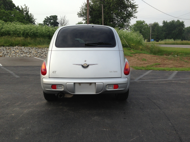 Chrysler PT Cruiser 2003 photo 2