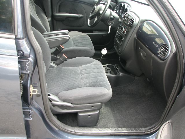 Chrysler PT Cruiser 2003 photo 4