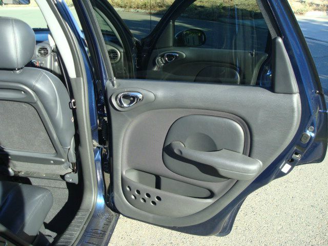 Chrysler PT Cruiser 2003 photo 2