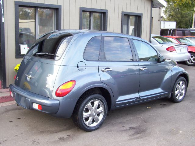 Chrysler PT Cruiser 2003 photo 2