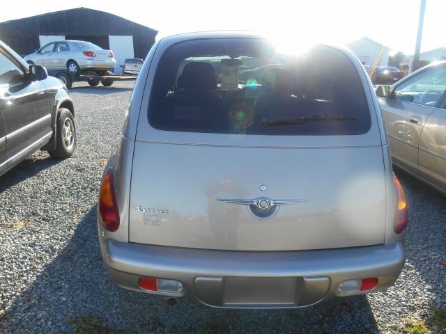 Chrysler PT Cruiser 2003 photo 3