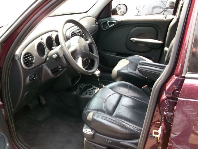 Chrysler PT Cruiser 2003 photo 2