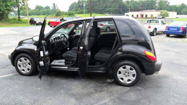 Chrysler PT Cruiser 2003 photo 1