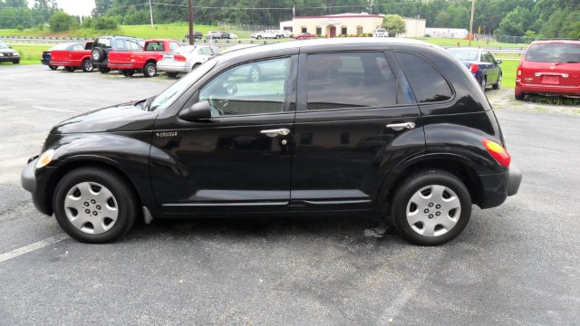 Chrysler PT Cruiser 2003 photo 3