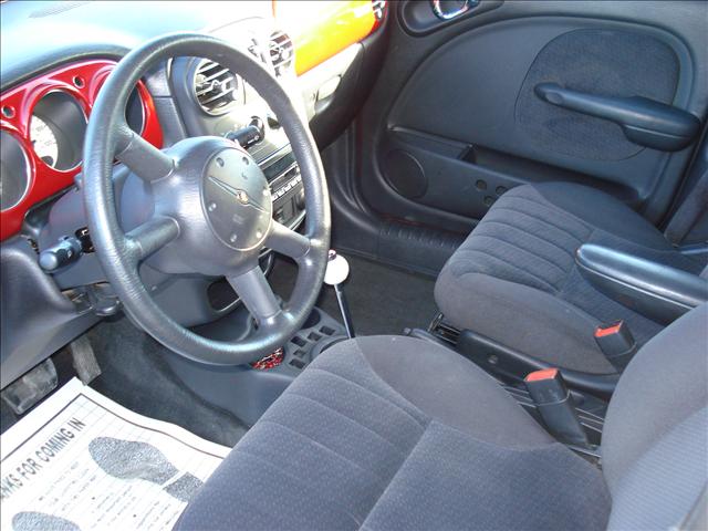 Chrysler PT Cruiser 2003 photo 2