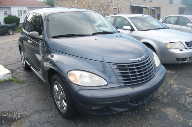 Chrysler PT Cruiser 2003 photo 2