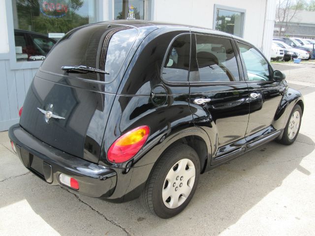 Chrysler PT Cruiser 2004 photo 8