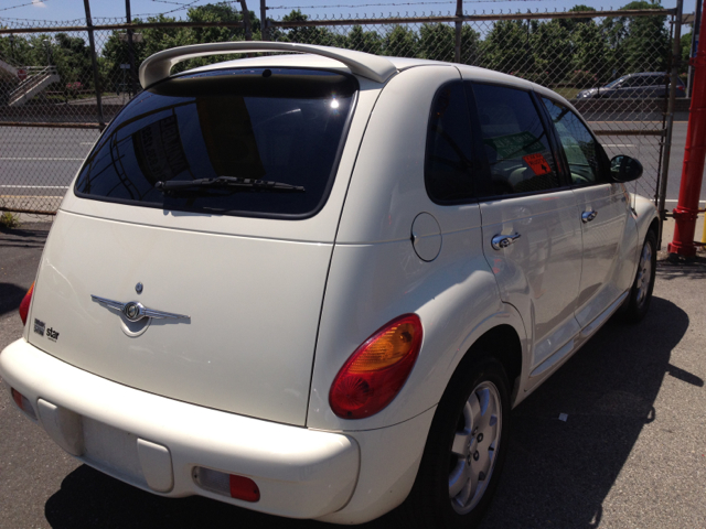 Chrysler PT Cruiser 2004 photo 3