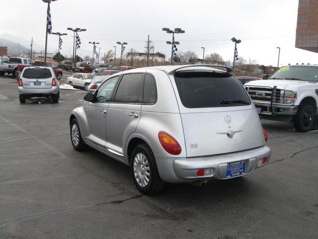 Chrysler PT Cruiser 2004 photo 18