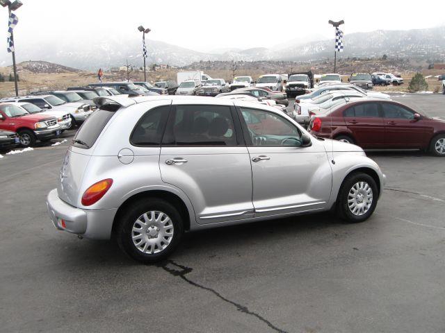 Chrysler PT Cruiser 2004 photo 2