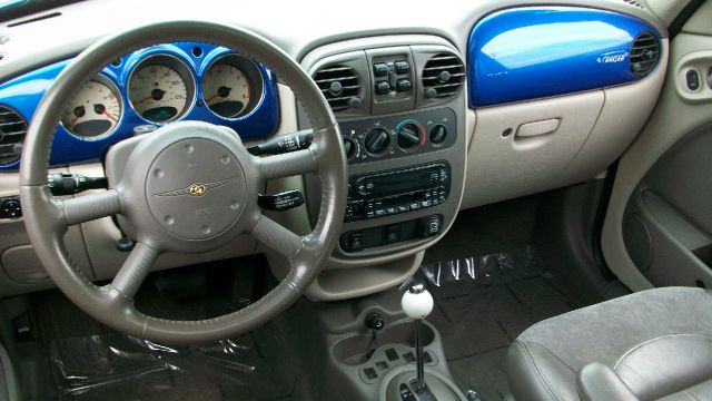 Chrysler PT Cruiser 2004 photo 8