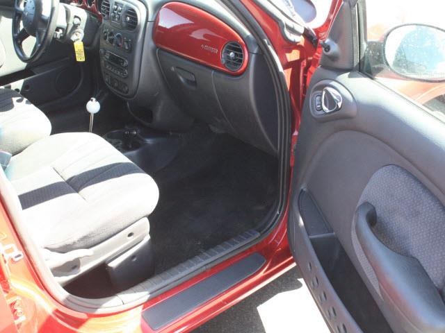 Chrysler PT Cruiser 2004 photo 11