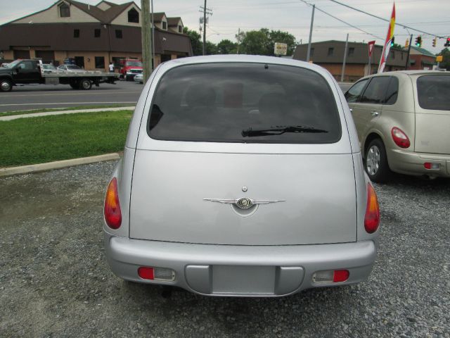 Chrysler PT Cruiser 2004 photo 2