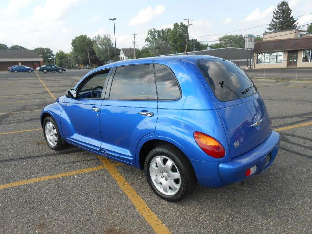 Chrysler PT Cruiser 2004 photo 13