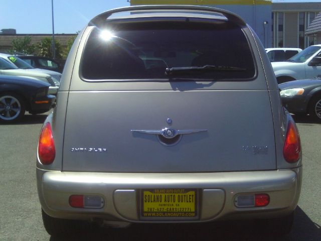 Chrysler PT Cruiser 2004 photo 2