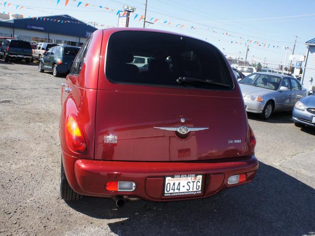 Chrysler PT Cruiser 2004 photo 2