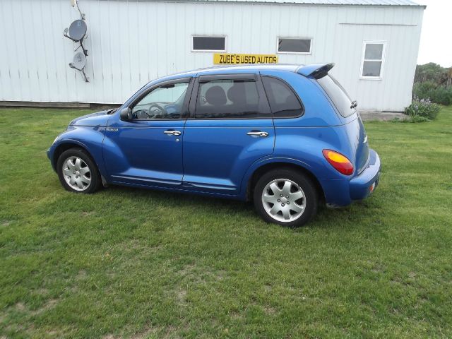 Chrysler PT Cruiser 2004 photo 2