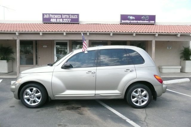 Chrysler PT Cruiser 2004 photo 2