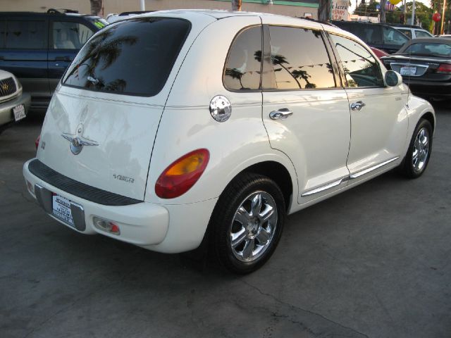 Chrysler PT Cruiser 2004 photo 1