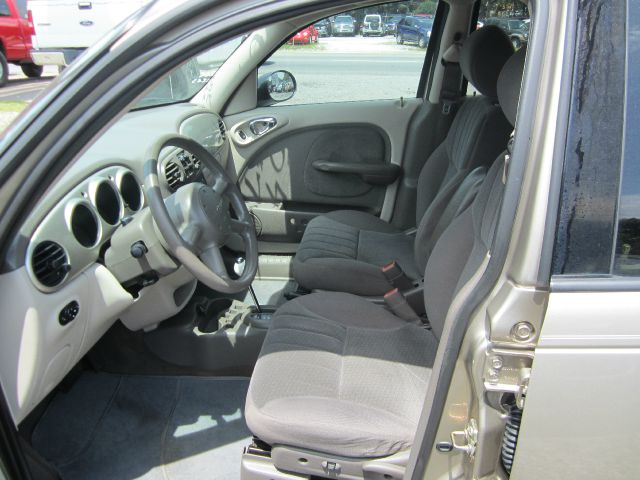 Chrysler PT Cruiser 2004 photo 1