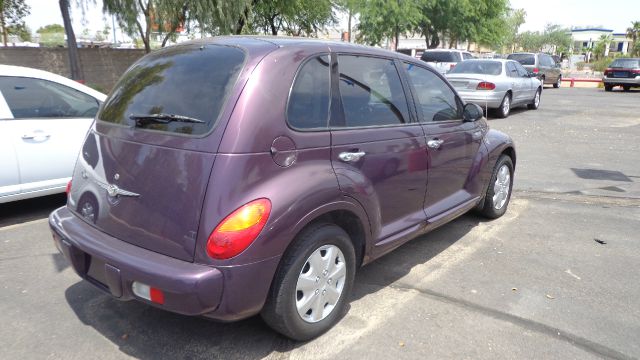 Chrysler PT Cruiser 2004 photo 1