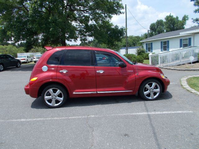 Chrysler PT Cruiser 2004 photo 3