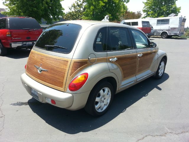 Chrysler PT Cruiser 2004 photo 11