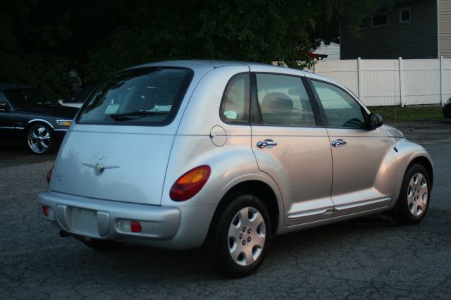 Chrysler PT Cruiser 2004 photo 1