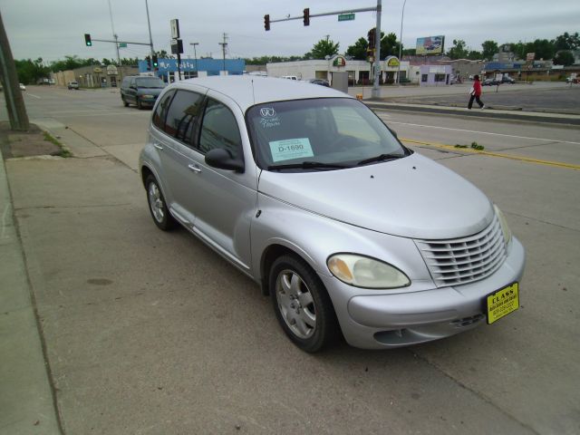 Chrysler PT Cruiser 2004 photo 2