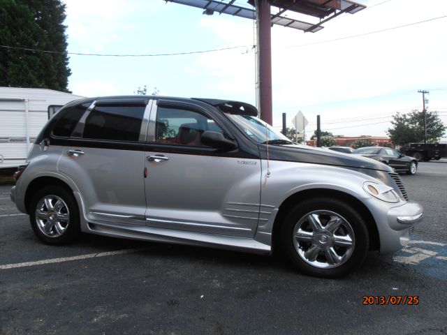 Chrysler PT Cruiser 2004 photo 1