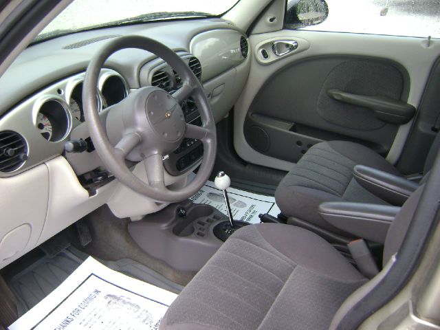 Chrysler PT Cruiser 2004 photo 8
