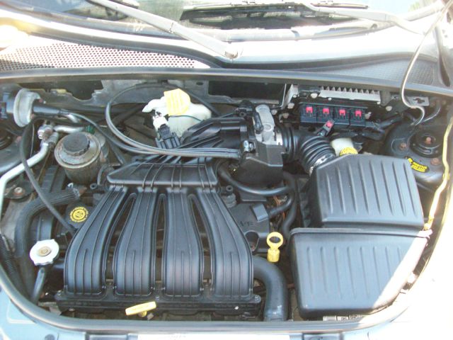 Chrysler PT Cruiser 2004 photo 8