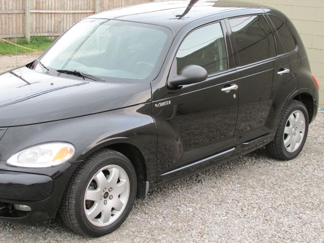 Chrysler PT Cruiser 2004 photo 2