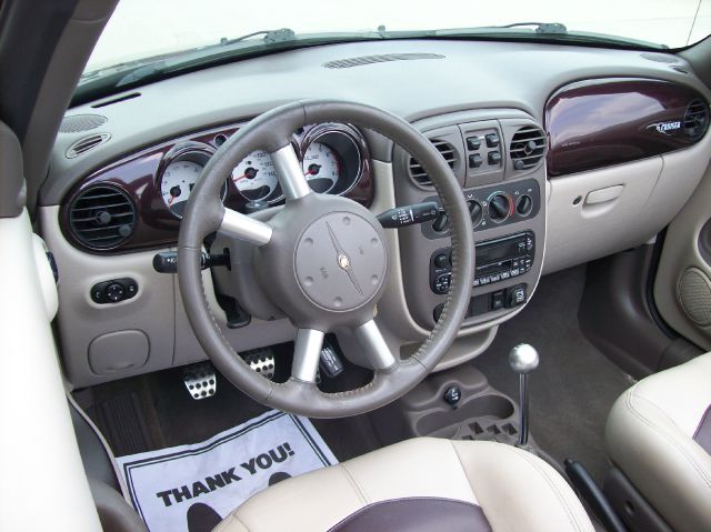 Chrysler PT Cruiser 2005 photo 1